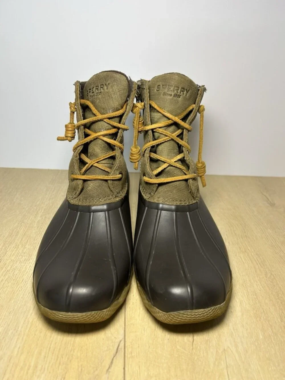 Sperry SALTWATER Women's Duck Boot Brown/Olive US Size 8